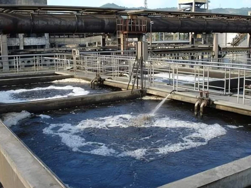 High-salt wastewater treatment
