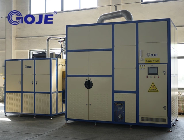 Low temperature evaporator