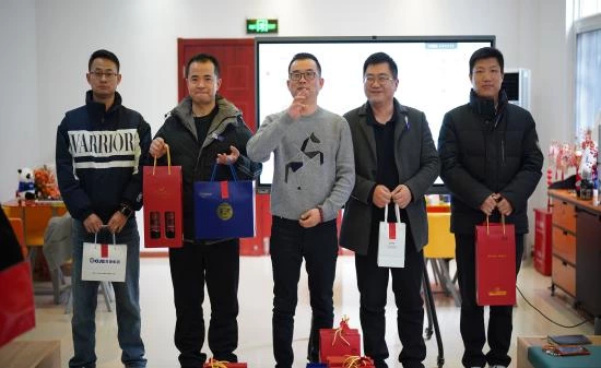 “Breaking Through Mindsets, Charging on the Front Line," Gaojie Group's Sales and Technology Departments Convene Annual Ideological Mobilization Conference